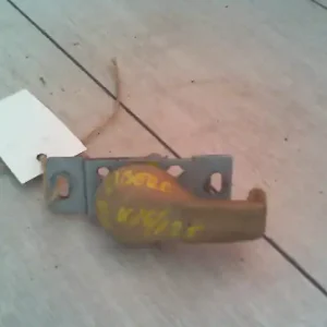 SUBARU LIBERO Bal első belső kilincs bontott alkatrész Vásárlói kedvenc