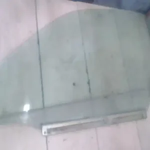 Végkiárusítás SUZUKI ALTO 02-09 Bal első ajtóüveg 5 ajtós bontott alkatrész