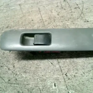 Alacsony ár SUZUKI ALTO 02-09 Jobb első ablakemelő kapcsoló 5 ajtós bontott alkatrész