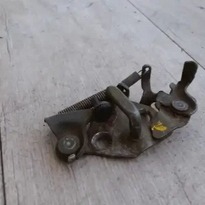 Ajánlat SUZUKI ALTO 02-09 Csomagtérajtó zár ütköző bontott alkatrész