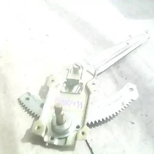 Azonnal elérhető SUZUKI ALTO 02-09 Jobb hátsó ablakemelő szerkezet mechanikus bontott alkatrész