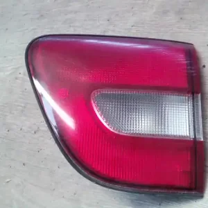 Vedd meg most SUZUKI Baleno 1998.09.01-2002.12.31 Jobb belső hátsó lámpa kombi. bontott alkatrész