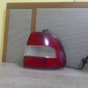Azonnal elérhető SUZUKI Baleno 1998.09.01-2002.12.31 Jobb külső hátsó lámpa combi bontott alkatrész