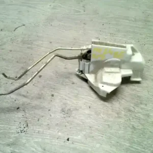 Vedd meg most SUZUKI IGNIS Bal első ajtó zárszerkezet mechanikus bontott alkatrész