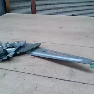 Azonnal elérhető SUZUKI IGNIS Jobb hátsó ablakemelő szerkezet mechanikus 5 ajtós bontott alkatrész