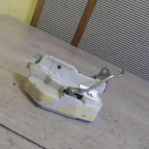 Alacsony ár SUZUKI IGNIS Jobb hátsó ajtó zárszerkezet mechanikus 5 ajtós bontott alkatrész