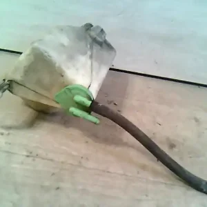 Árengedmény SUZUKI IGNIS Kiegyenlítő tartály 1.3 vvti bontott alkatrész