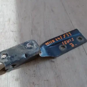 Utolsó esély SUZUKI IGNIS Motorháztető jobb zsanér bontott alkatrész