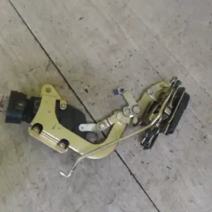 Vásárlói kedvenc SUZUKI Ignis 2000-2003 Bal első ajtó zárszerkezet központi záras 5 ajtós bontott alkatrész