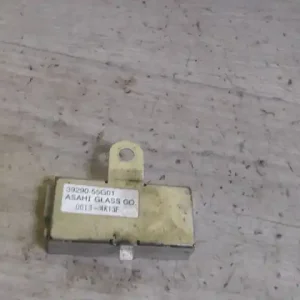 Utolsó esély SUZUKI LIANA Antenna erősítő bontott alkatrész