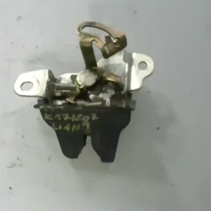 Alacsony ár SUZUKI LIANA Csomagtér ajtó zárszerkezet bontott alkatrész