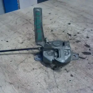 Vásárlói kedvenc SUZUKI SWIFT 05-10 Motorháztető zár bontott alkatrész