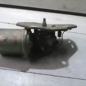 Árengedmény SUZUKI SWIFT 89-96 Ablaktörlő motor első bontott alkatrész