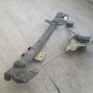 Akciós ár SUZUKI SWIFT 89-96 Bal hátsó ablakemelő szerkezet mechanikus bontott alkatrész