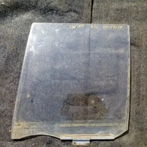 Akció SUZUKI SWIFT 89-96 Bal hátsó ajtóüveg bontott alkatrész