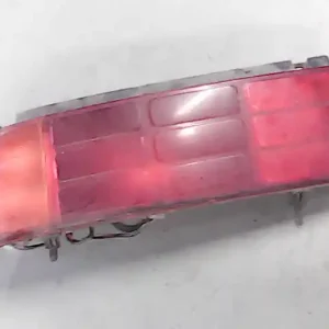 Vedd meg online SUZUKI SWIFT 89-96 Bal hátsó lámpa5 ajtós bontott alkatrész