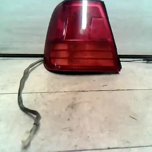 Vásárlói kedvenc SUZUKI SWIFT 89-96 Bal hátsó lámpa bontott alkatrész