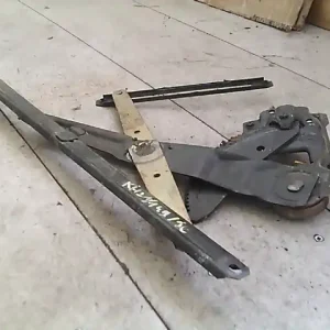 Alacsony ár SUZUKI SWIFT 89-96 Jobb első ablakemelő szerkezet mechanikus bontott alkatrész