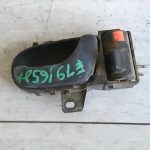 Vásárlói kedvenc SUZUKI SWIFT 89-96 Jobb első belső kilincs bontott alkatrész