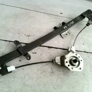 Ajánlat SUZUKI SWIFT 89-96 Jobb hátsó ablakemelő szerkezet mechanikus bontott alkatrész