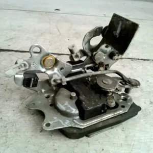 Árengedmény SUZUKI SWIFT 89-96 Jobb hátsó ajtó zárszerkezet mechanikus mechanikusbontott alkatrész