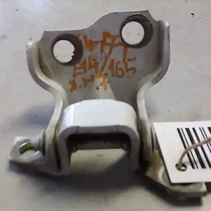 Vedd meg most SUZUKI SWIFT 89-96 Jobb hátsó felső ajtózsanér bontott alkatrész