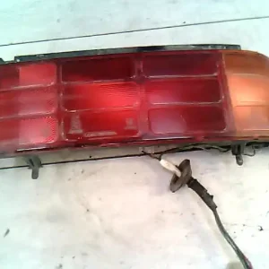 Árcsökkenés SUZUKI SWIFT 89-96 Jobb hátsó lámpa bontott alkatrész