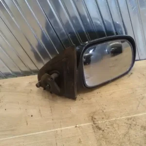 Szuper akció SUZUKI SWIFT 89-96 Jobb visszapillantó tükör manuális állítású bontott alkatrész