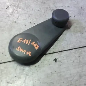 Ajánlat SUZUKI SWIFT 96-05 Ablak tekerő kar bontott alkatrész