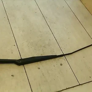 Vedd meg most SUZUKI SWIFT 96-05 Ablaktörlő kar jobb első bontott alkatrész