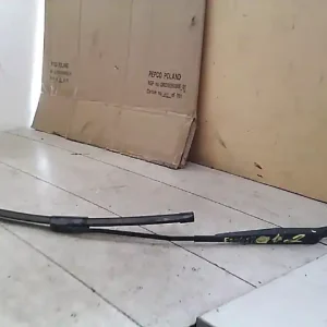 Vedd meg most SUZUKI SWIFT 96-05 Ablaktörlő kar jobb első bontott alkatrész