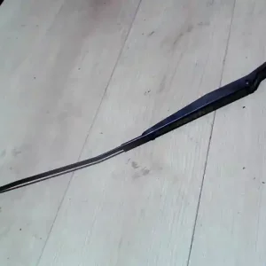 Alacsony ár SUZUKI SWIFT 96-05 Ablaktörlő kar jobb első bontott alkatrész