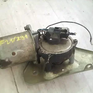 Vásárlói kedvenc SUZUKI SWIFT 96-05 Ablaktörlő motor első bontott alkatrész