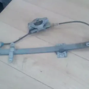 Vásárlói kedvenc SUZUKI SWIFT 96-05 Bal hátsó ablakemelő szerkezet mechanikus 4 ajtós bontott alkatrész