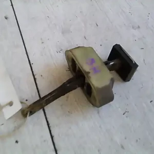 Szuper akció SUZUKI SWIFT 96-05 Bal hátsó ajtóhatároló bontott alkatrész