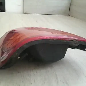 Vedd meg most SUZUKI SWIFT 96-05 Bal hátsó lámpa bontott alkatrész