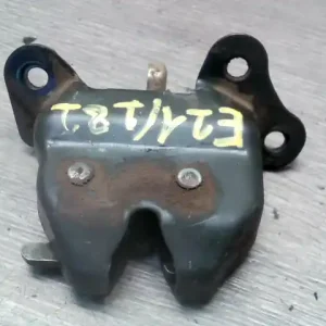 Árengedmény SUZUKI SWIFT 96-05 Csomagtér ajtó zárszerkezet 5 ajtós bontott alkatrész