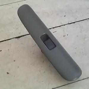 Utolsó esély SUZUKI SWIFT 96-05 Jobb első ablakemelő kapcsoló 3 ajtós bontott alkatrész