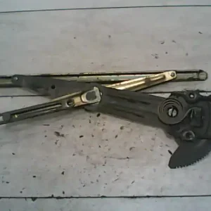 Vedd meg most SUZUKI SWIFT 96-05 Jobb első ablakemelő szerkezet mechanikus3 ajtós bontott alkatrész