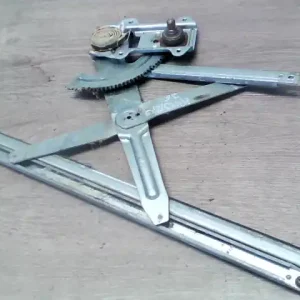 Szuper akció SUZUKI SWIFT 96-05 Jobb első ablakemelő szerkezet mechanikus bontott alkatrész