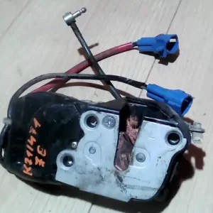 Akciós ár SUZUKI SWIFT 96-05 Jobb első ajtó zárszerkezet központizáras bontott alkatrész