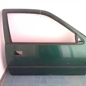 Utolsó esély SUZUKI SWIFT 96-05 Jobb első ajtó.3 ajtós bontott alkatrész