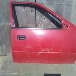 Ajánlat SUZUKI SWIFT 96-05 Jobb első ajtó. bontott alkatrész