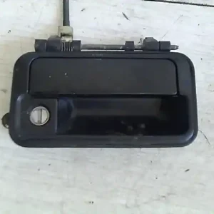 Vedd meg online SUZUKI SWIFT 96-05 Jobb első külső kilincsbontott alkatrész