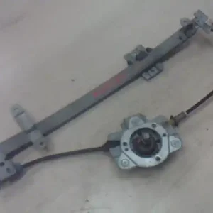 Újdonság SUZUKI SWIFT 96-05 Jobb hátsó ablakemelő szerkezet mechanikus 5 ajtósbontott alkatrész