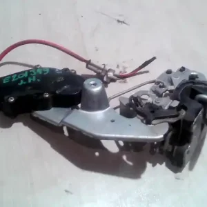 Végkiárusítás SUZUKI SWIFT 96-05 Jobb hátsó ajtó zárszerkezet mechanikus 4 ajtósbontott alkatrész