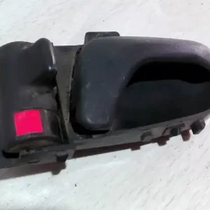 Akció SUZUKI SWIFT 96-05 Jobb hátsó belső kilincs bontott alkatrész