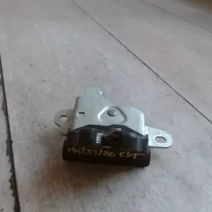 Újdonság SUZUKI SX4 Csomagtérajtó zárszerkezet 4 ajtós bontott alkatrész