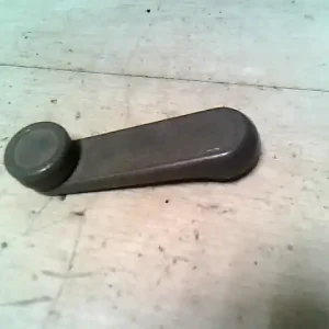 Árengedmény SUZUKI VITARA Ablak tekerő kar bontott alkatrész