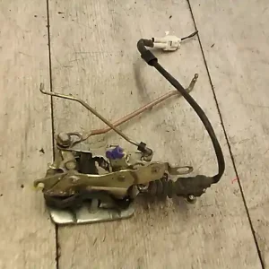 Újdonság SUZUKI WAGON R Bal első ajtó zárszerkezet központi záras központizárasbontott alkatrész